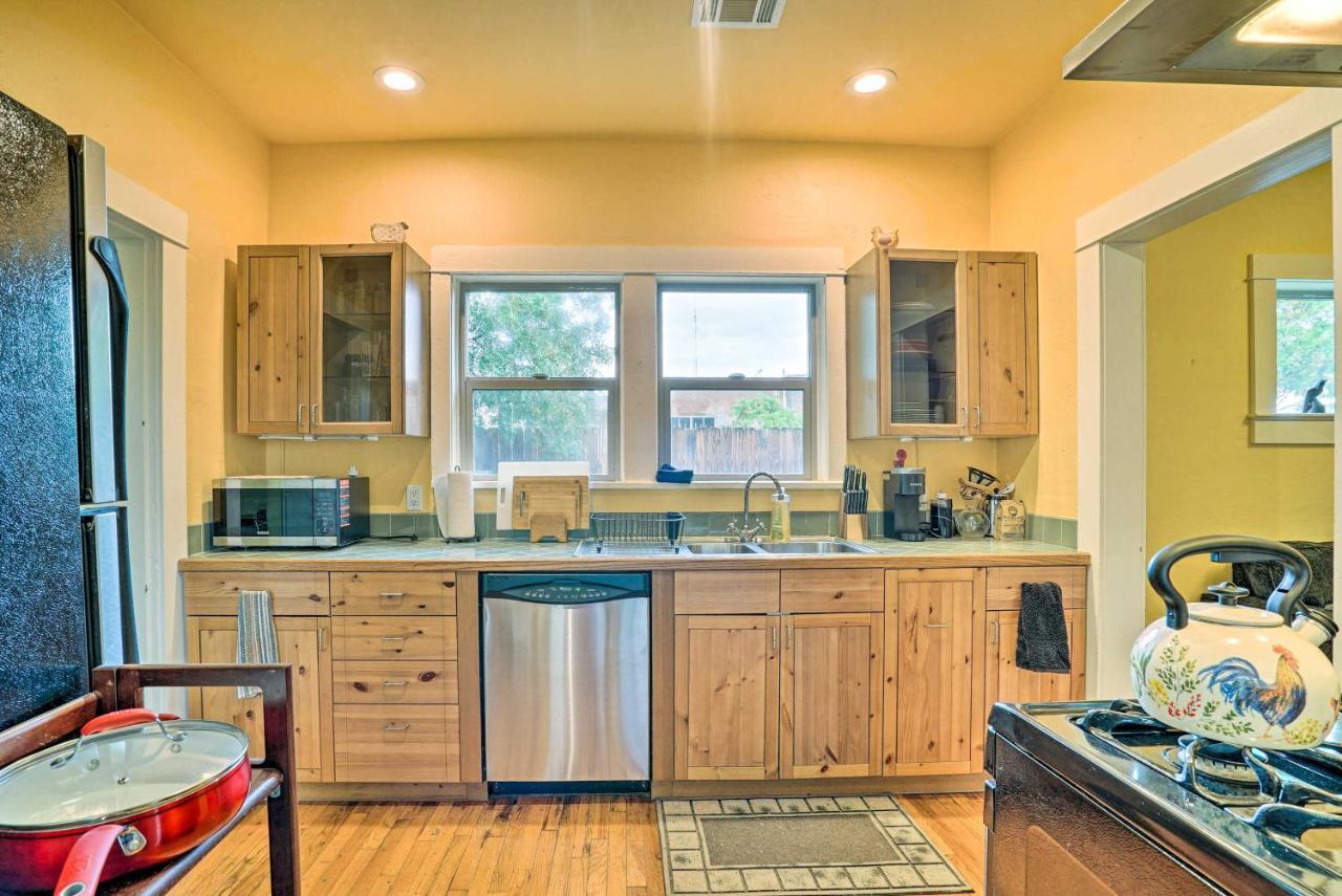 Cozy Las Cruces Gem Fire Pit, Patio And Views! ภายนอก รูปภาพ