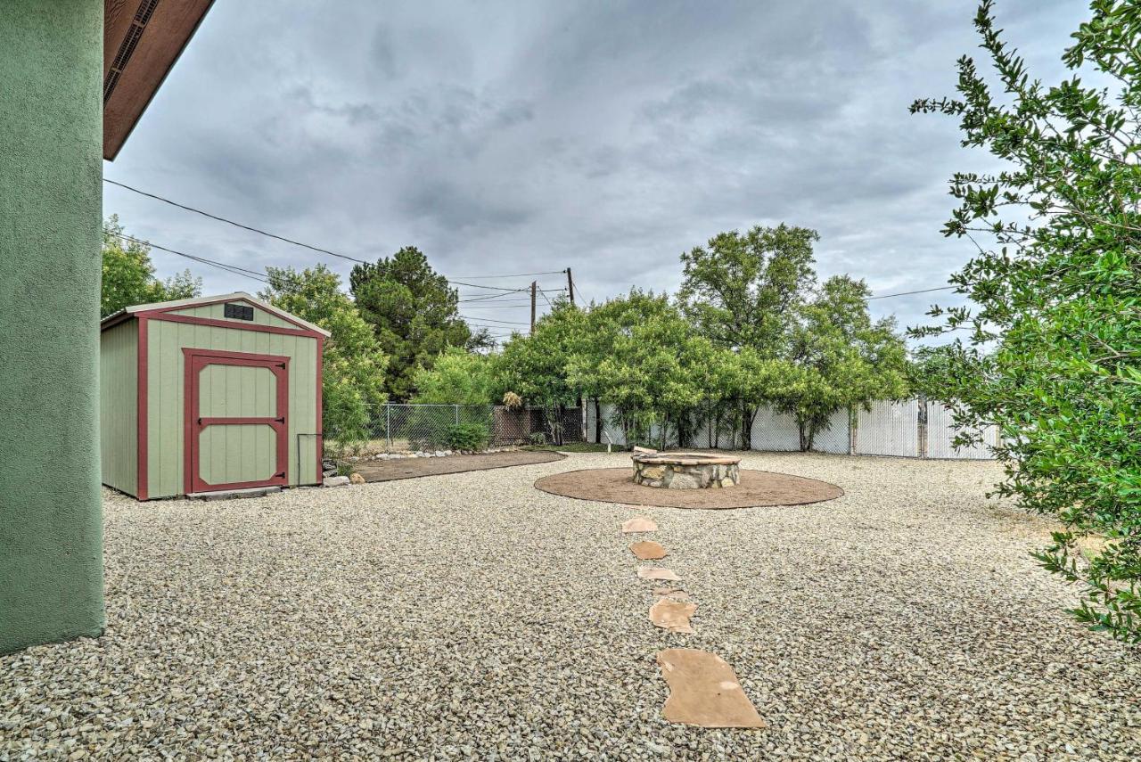 Cozy Las Cruces Gem Fire Pit, Patio And Views! ภายนอก รูปภาพ